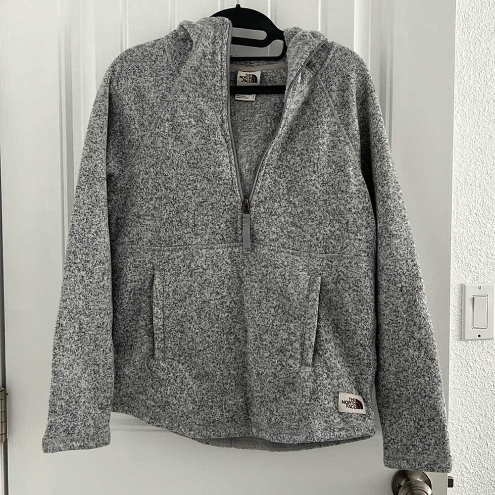 The North Face Women’s Fleece Pull Over half-zip